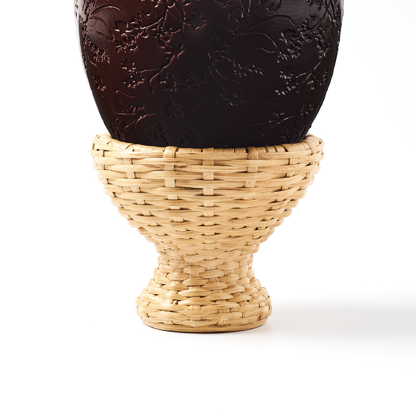 Wicker egg cup - limited edition